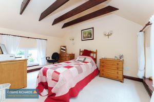 Bedroom- click for photo gallery